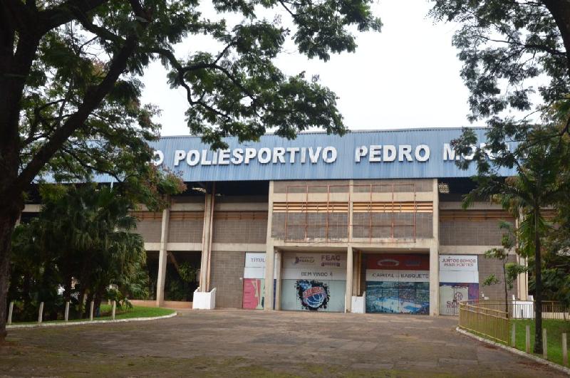 Música ao vivo de agita terminal, praças e parques em Franca no fim de semana